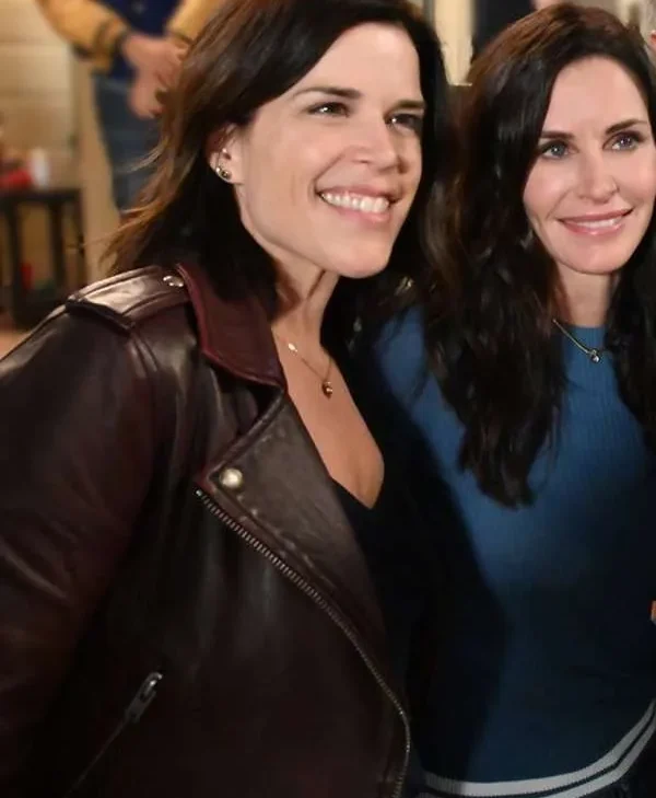 Scream-Neve-Campbell-Black-Leather-Jacket