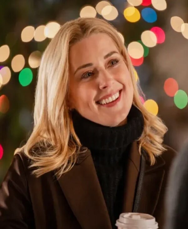 Taylor-My-Secret-Santa-Coat-Closeup