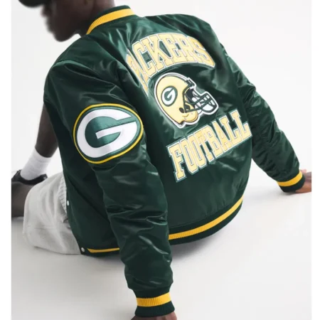green-bay-packers-varsity-bomber-jacket