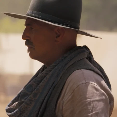 Grey-Horizon-An-American-Saga-Kevin-Costner-Vest