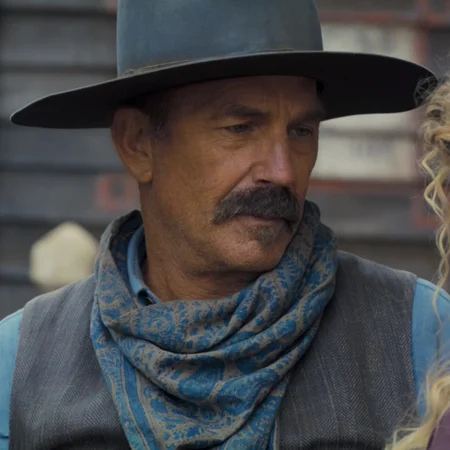 Horizon-An-American-Saga-Kevin-Costner-Grey-Vest