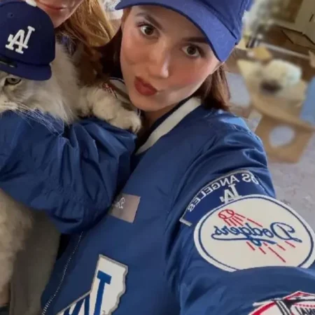 Maude-Apatow-2025-World-Series-LA-Dodgers-Jacket