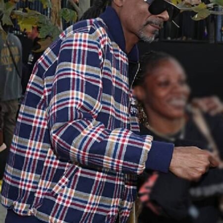 12th-Annual-TDE-Christmas-Concert-and-Toy-Drive-Snoop-Dogg-Check-Plaid-Jacket