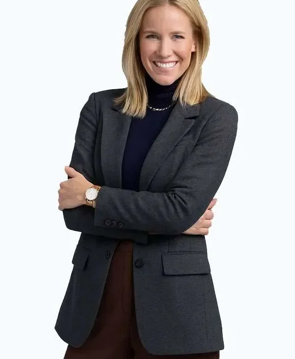 A-Suite-Holiday-Romance-Jessy-Schram-Grey-Blazer