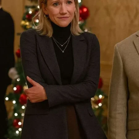 A-Suite-Holiday-Romance-Jessy-Schram-Wool-Blazer