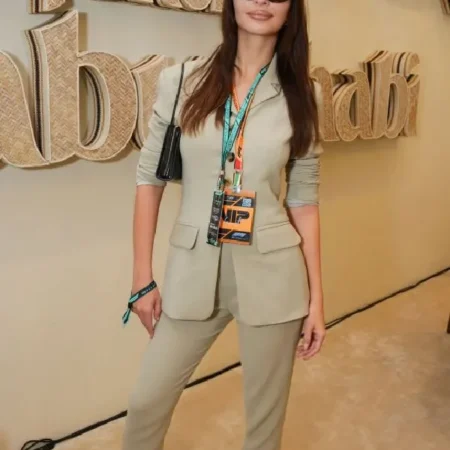 Emily-Ratajkowski-F1-Abu-Dhabi-Grand-Prix-Beige-Suit