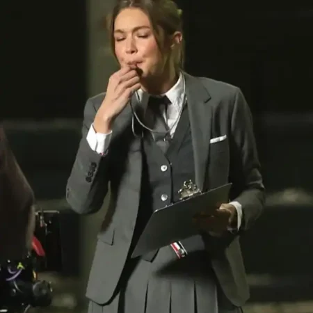 Gigi-Hadid-Gray-Blazer