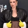 Grammys-Red-Carpet-2025-Julia-Fox-Black-Jacket