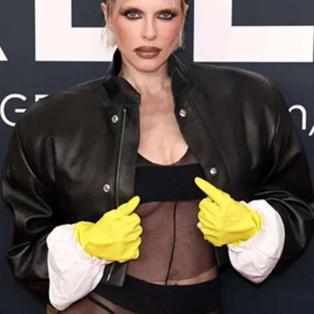 Julia-Fox-Grammys-Red-Carpet-2025-Black-Leather-Jacket