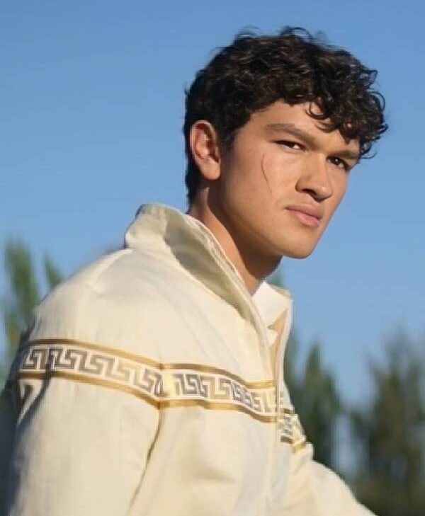 Luke-Castellan-TV-Series-Percy-Jackson-and-the-Olympians-Season-2-Charlie-Bushnell-Jacket