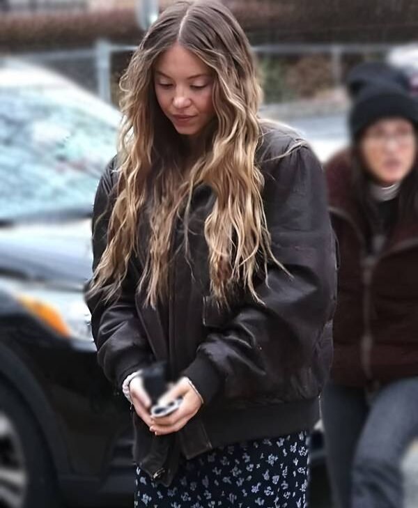 Montclair-Sydney-Sweeney-Movie-Set-The-Housemaid-2025-Millie-Calloway-Oversized-Leather-Bomber-Jacket-Brown