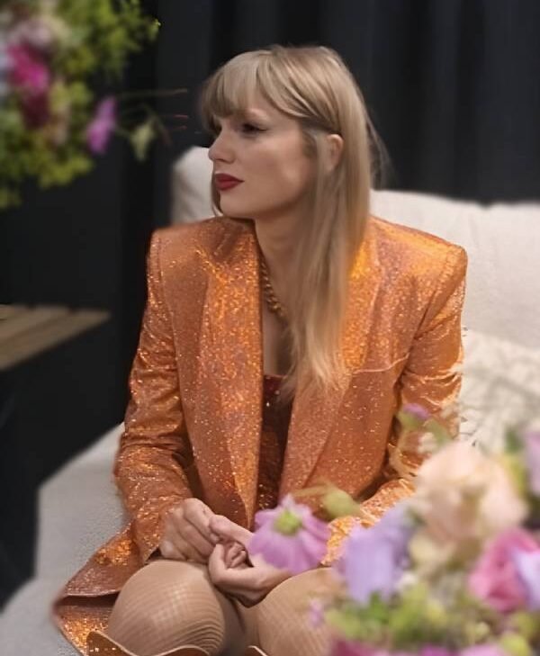 The-End-of-an-Era-2025-Taylor-Swift-Sequin-Blazer-in-Orange