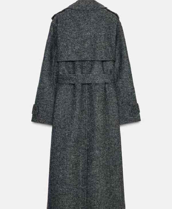 The-Young-and-the-Restless-2025-Hayley-Erin-Gray-Coat