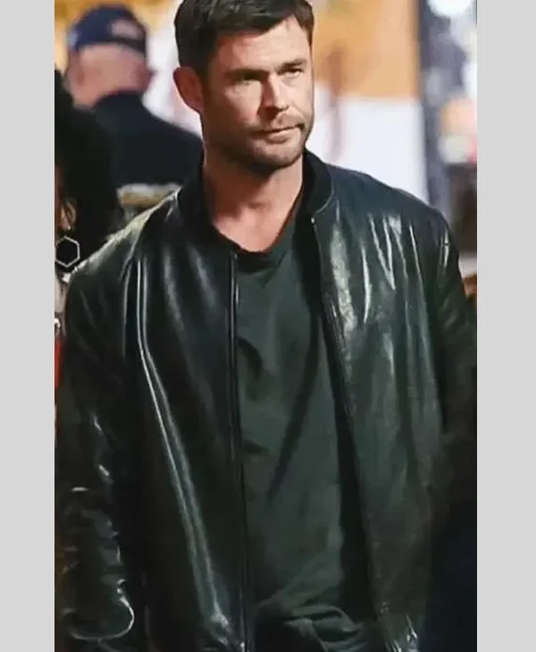 Crime 101 Chris Hemsworth Black Leather Jacket