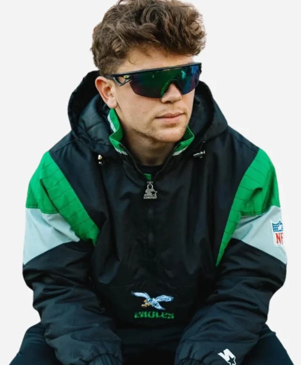 Get Philadelphia Eagles Starter Half Zip Jacket