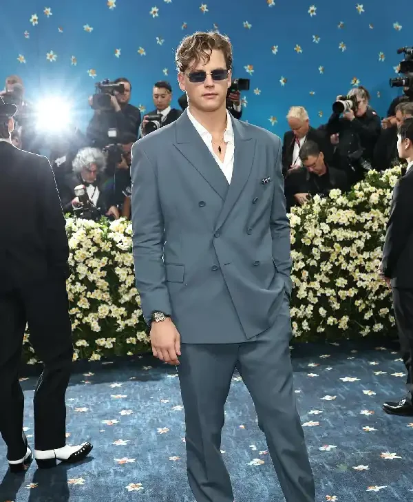 Joe Burrow 2026 Blue Suit front style