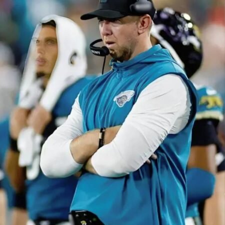 Liam Coen Chiefs vs Jaguars Gameday Sleeveless Hoodie front