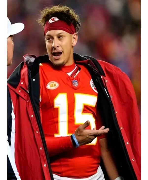Patrick Mahomes Chiefs Sideline Cape Red Coat front