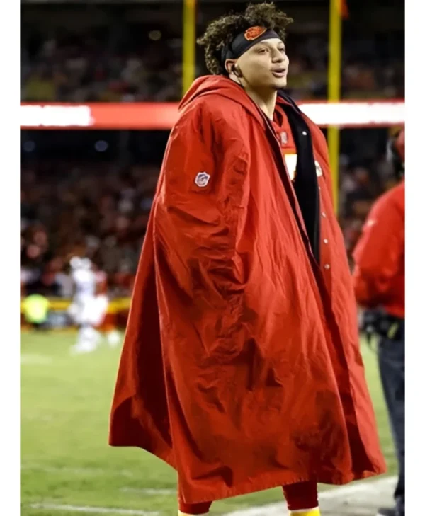 Patrick Mahomes Chiefs Sideline Cape Red Coat side pose
