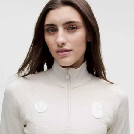 Team Canada Women Engineered Warmth Half Zip front