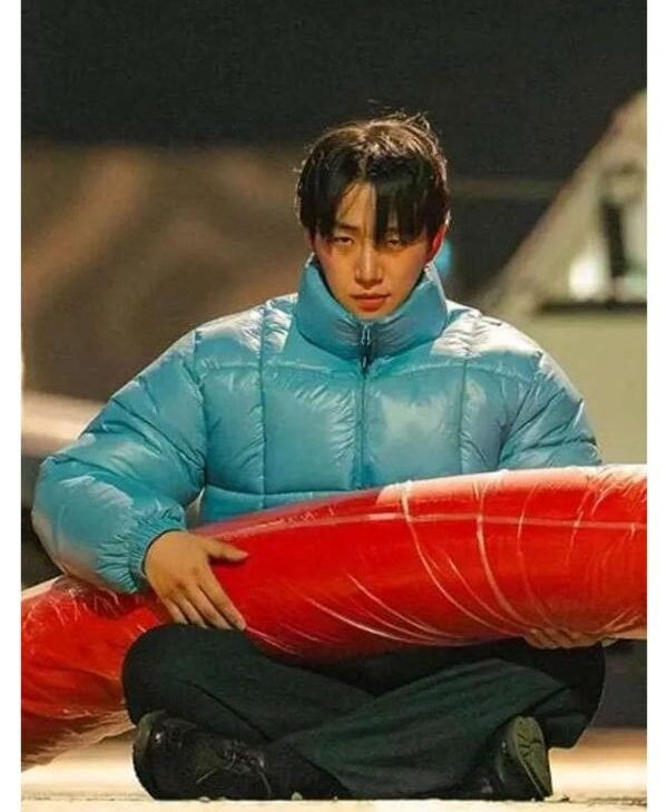 Typhoon Family S01 Lee Jun-ho Blue Puffer Jacket front