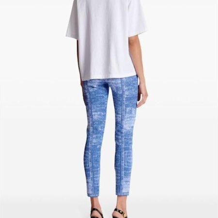 Amanda Frances RHOBH S15 White Lip Print Tee back