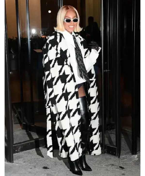 Get Candiace Dillard Bassett NYC 2026 Long Sherpa Coat