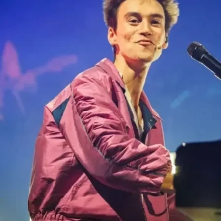 Jacob Collier Oslo Concert 2026 Pink Jacket