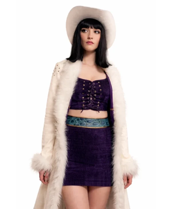 One Piece S02 Miss Valentine Cream Fur Long Coat