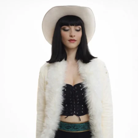 One Piece S02 Miss Valentine Cream Fur Long offwhite Coat