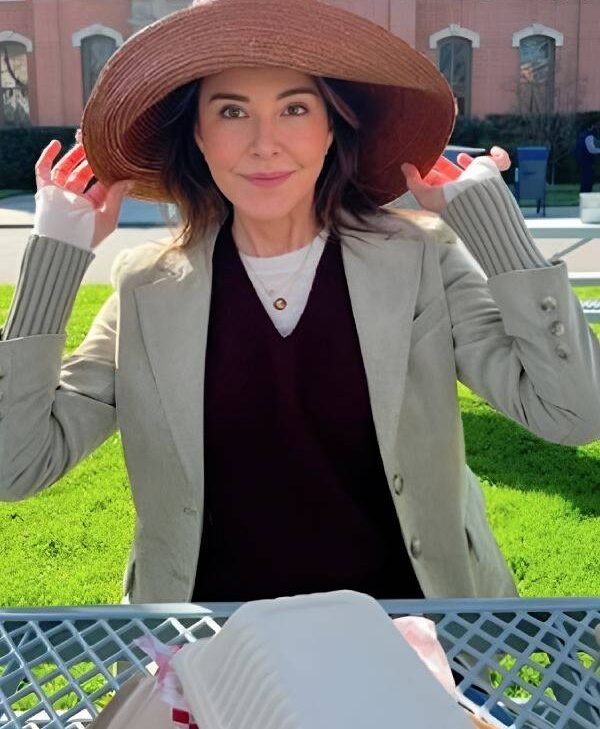 Shrinking S3 Christa Miller Gray Blazer