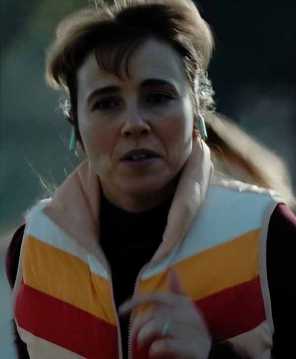DTF St. Louis 2026 Linda Cardellini Pink Puffer Vest