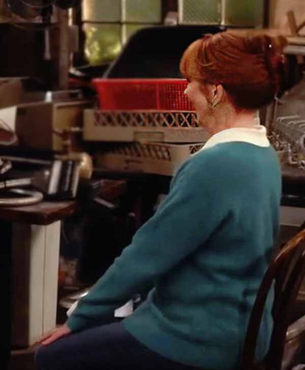 Happy’s Place S2 Reba McEntire Teal Sweater