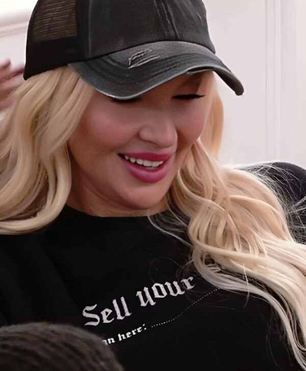 House of Villains S3 Christine Quinn Black Sweatshirt