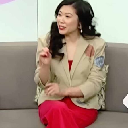 Melissa Leong floral blazer