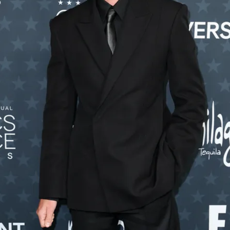 Timothée Chalamet stuns Marty Supreme Black Coat For Sale