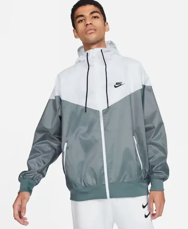Nike Men’s Sportswear Windrunner Hooded Jacket