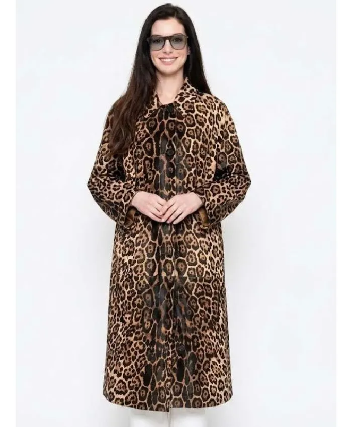 Material: Fleece Inner: Soft Viscose Lining Front: Buttoned Closure Collar: Shirt Style Collar Pockets: Two Outside and One Inside Sleeves: Full-length Sleeves Cuffs: Open Hem Cuffs Design: Leopard Print
