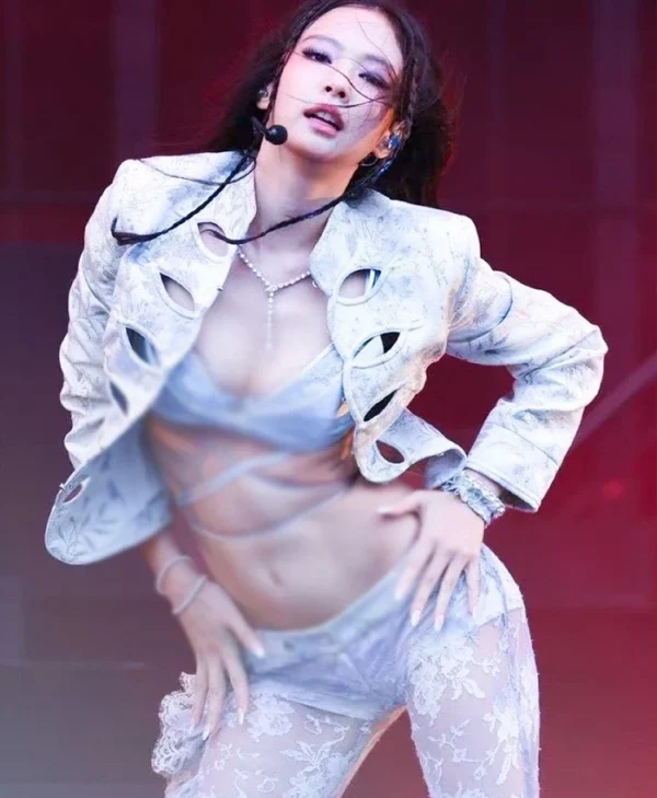 Jennie-Inspired-Jacket.webp