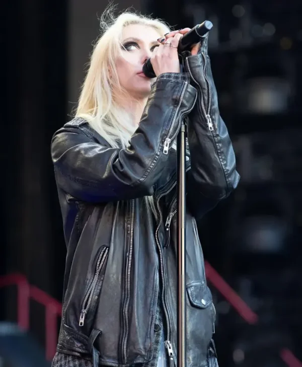 Levis-Stadium-Taylor-Momsen-Leather-Jacket.webp