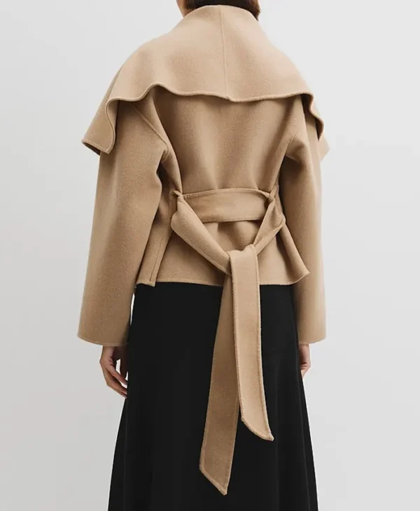 Womens-Waterfall-Jacket.webp
