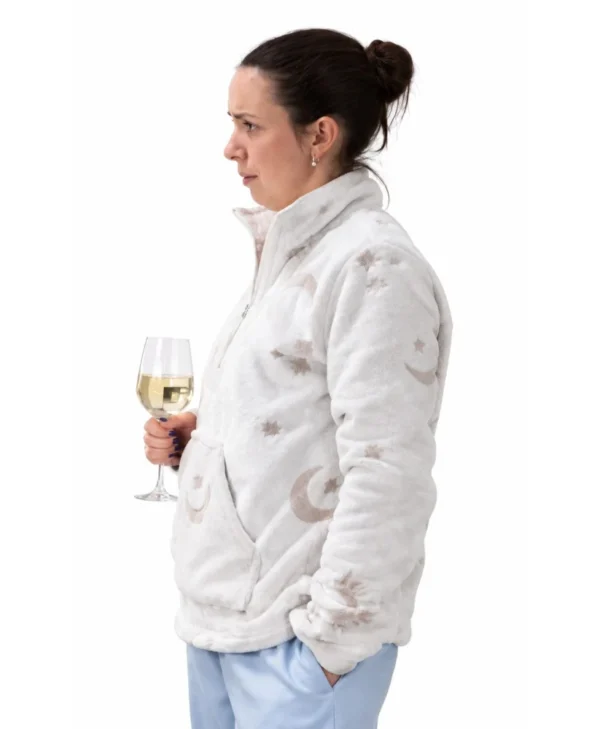 tender-loving-care-2026-kate-o-flynn-white-pullover-jacket-1000x1000h